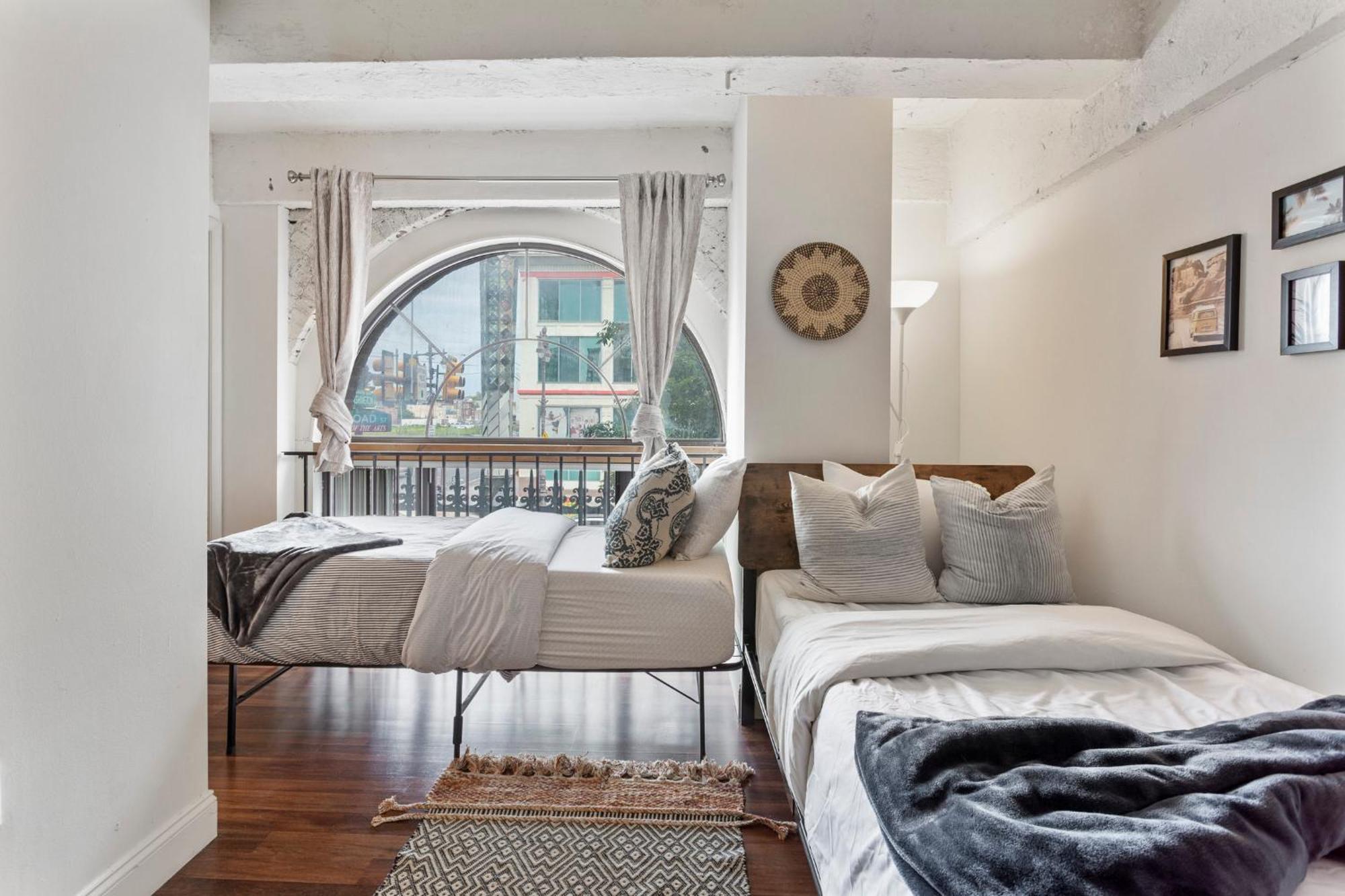 Sleeps 4! 2Br, Gym, Free Parking, Close To Major Attractions Filadélfia Exterior foto