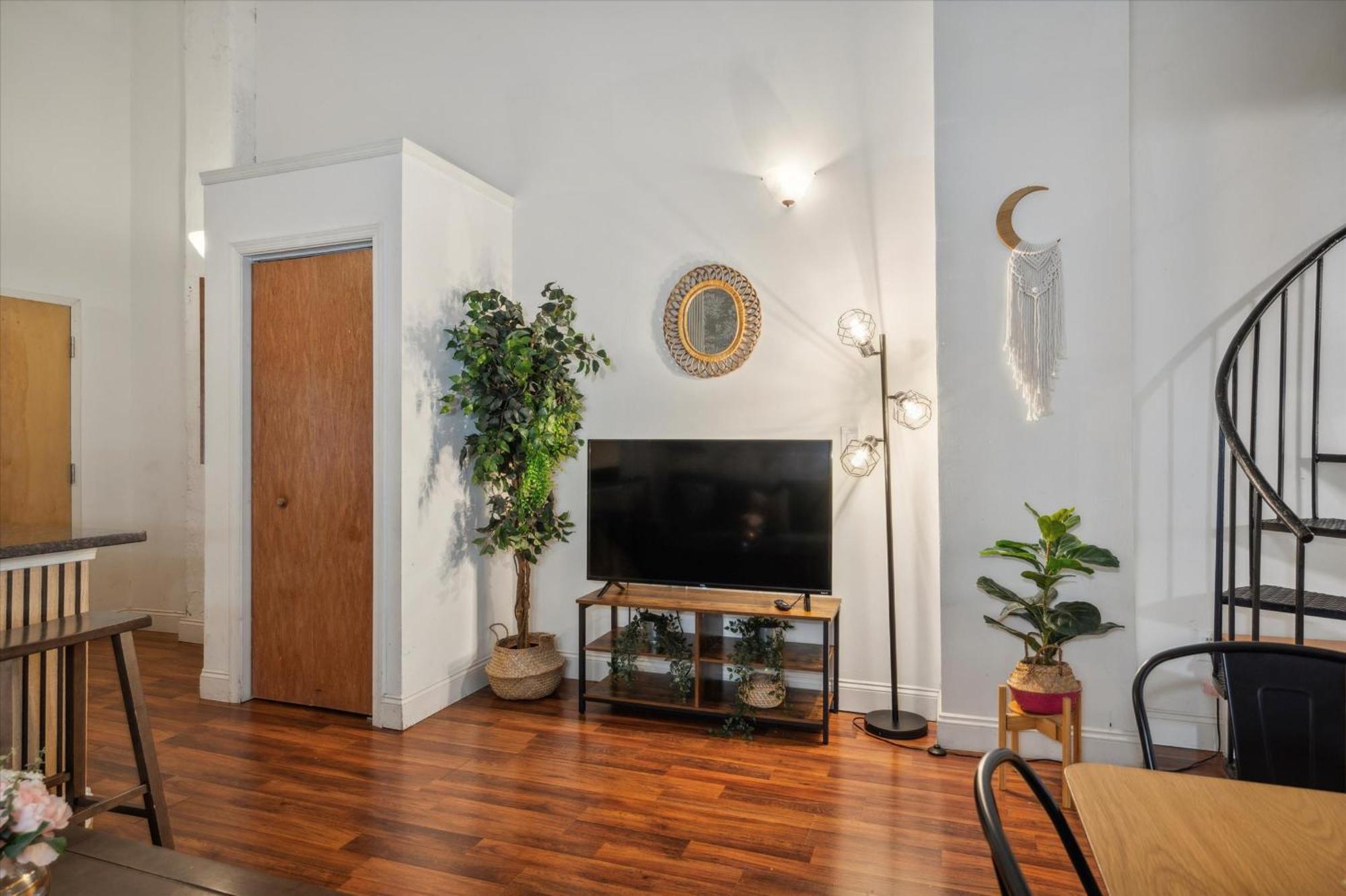 Sleeps 4! 2Br, Gym, Free Parking, Close To Major Attractions Filadélfia Exterior foto